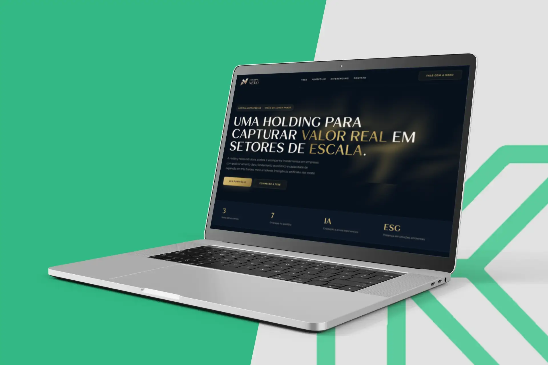 Landing Page – Holding Neko